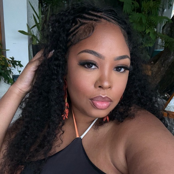 Meet your Posher, Lexus - Picture 1 of 1